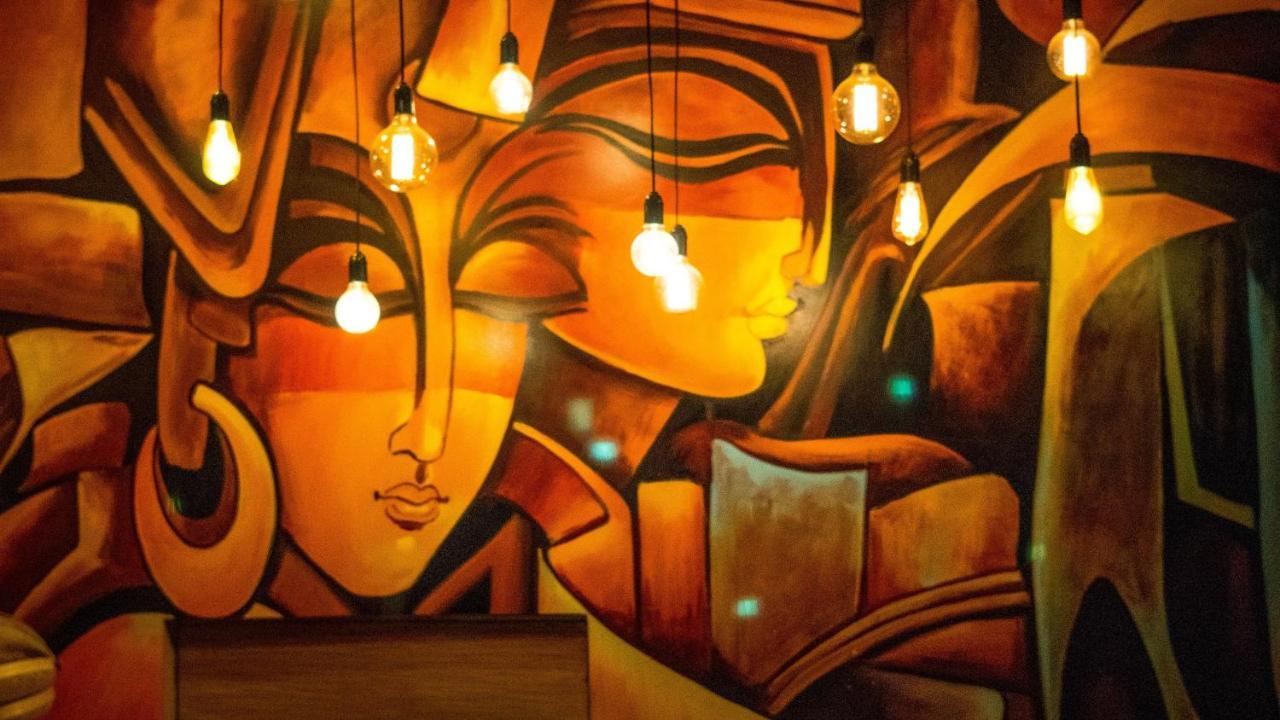 Hotel 63 Янгон Экстерьер фото