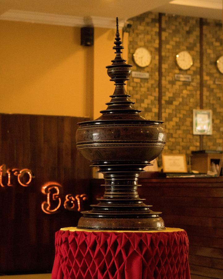 Hotel 63 Янгон Экстерьер фото