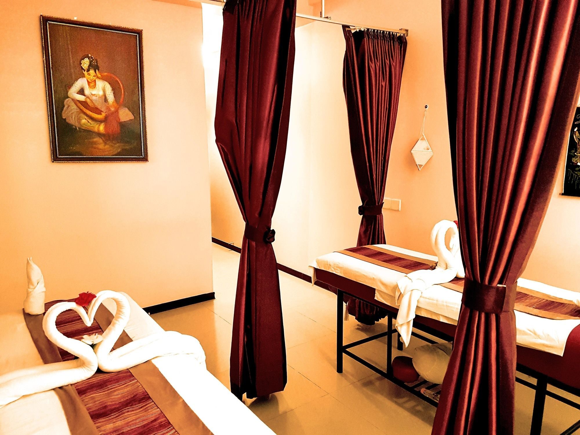 Hotel 63 Янгон Экстерьер фото